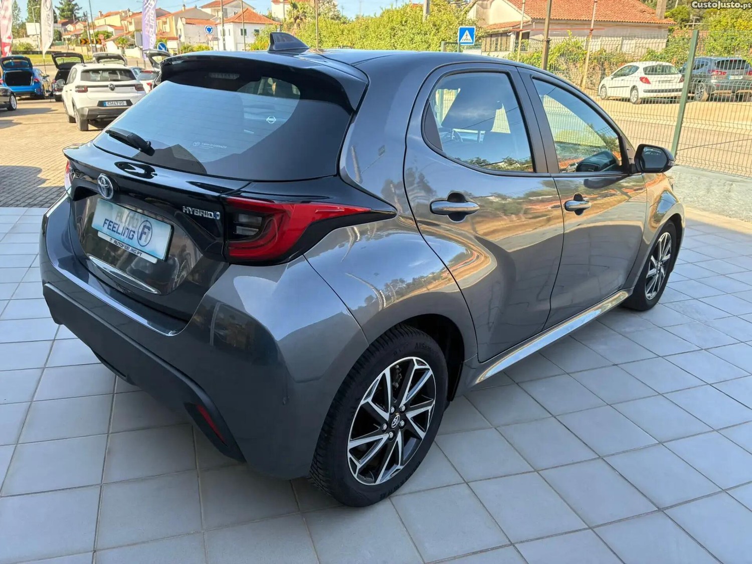 Toyota Yaris 1.5 HDF Luxury - 21 — photo 3