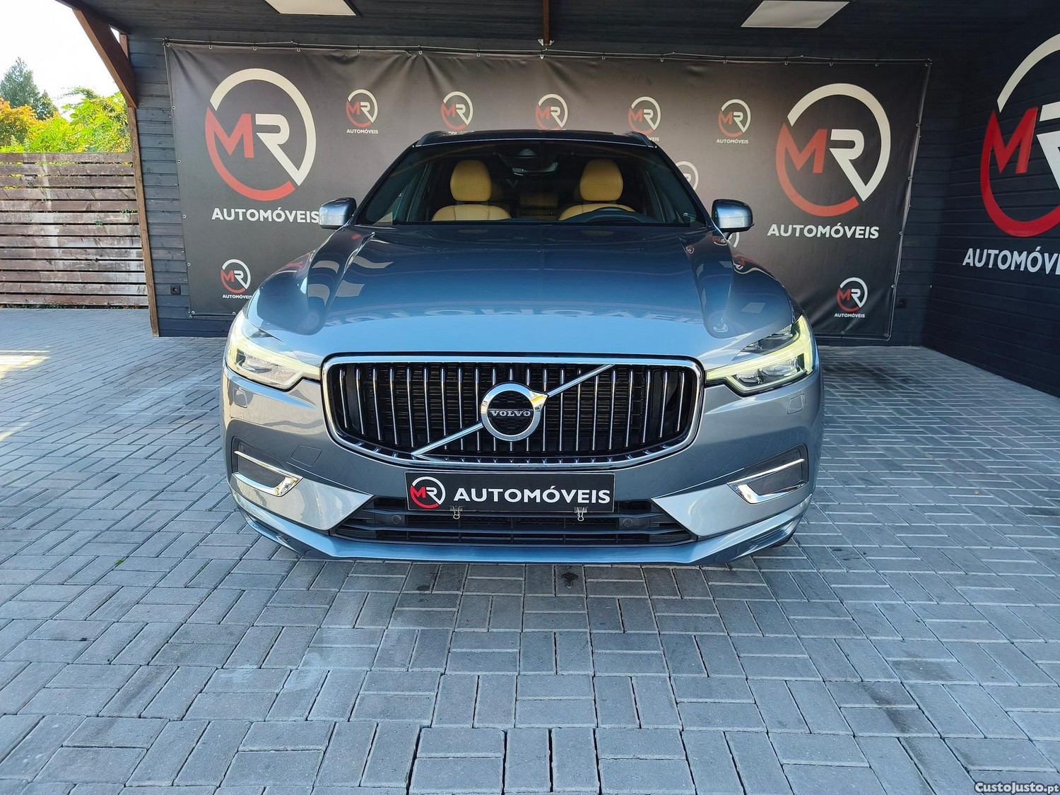 Volvo XC60 2.0 D4 Inscription Geartronic - 18 — photo 3