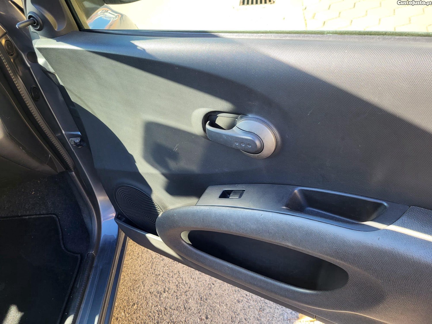 Nissan 120 (Nissan Micra) 1.0 gasolina Impecável - 05 — photo 5