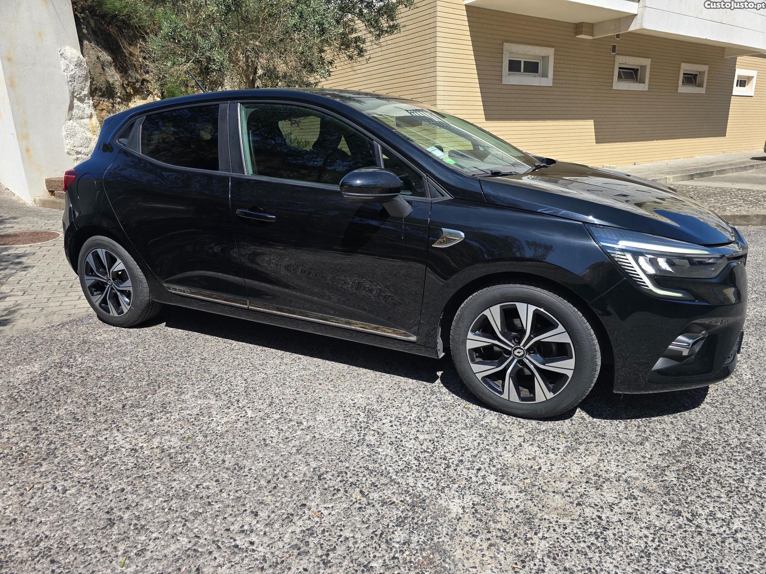 Renault Clio 1.0 TCE Limited Bi-Fuel — fotografia 4