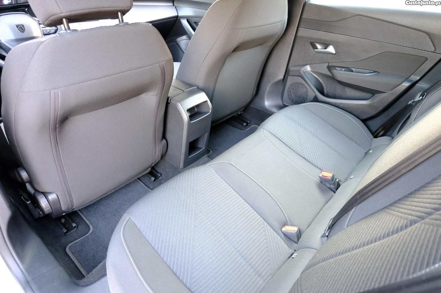 Peugeot 308 1.6 Hybrid Active Pack e-EAT8 — fotografia 14