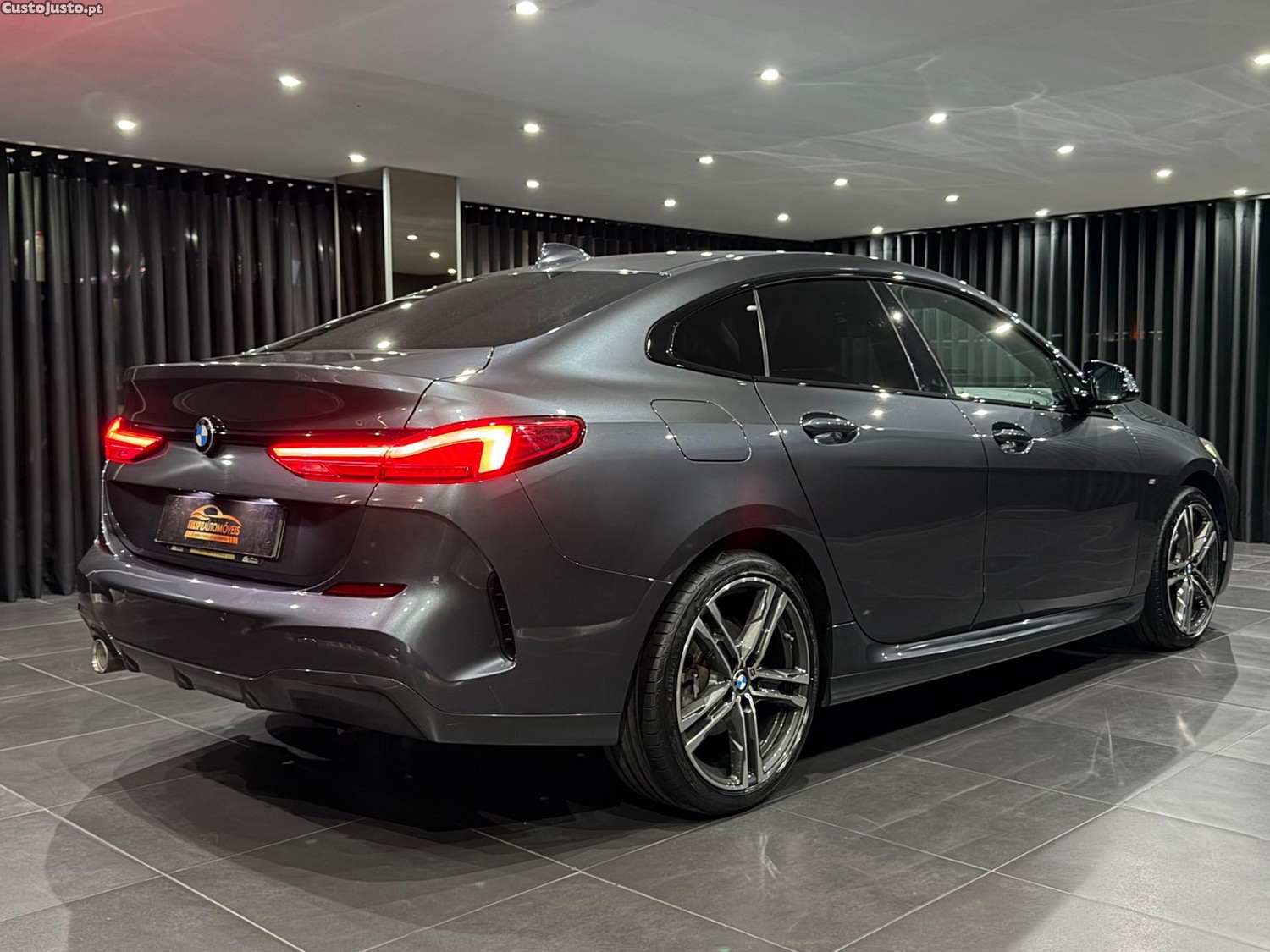 BMW 216 d Pack Desportivo M — fotografia 18