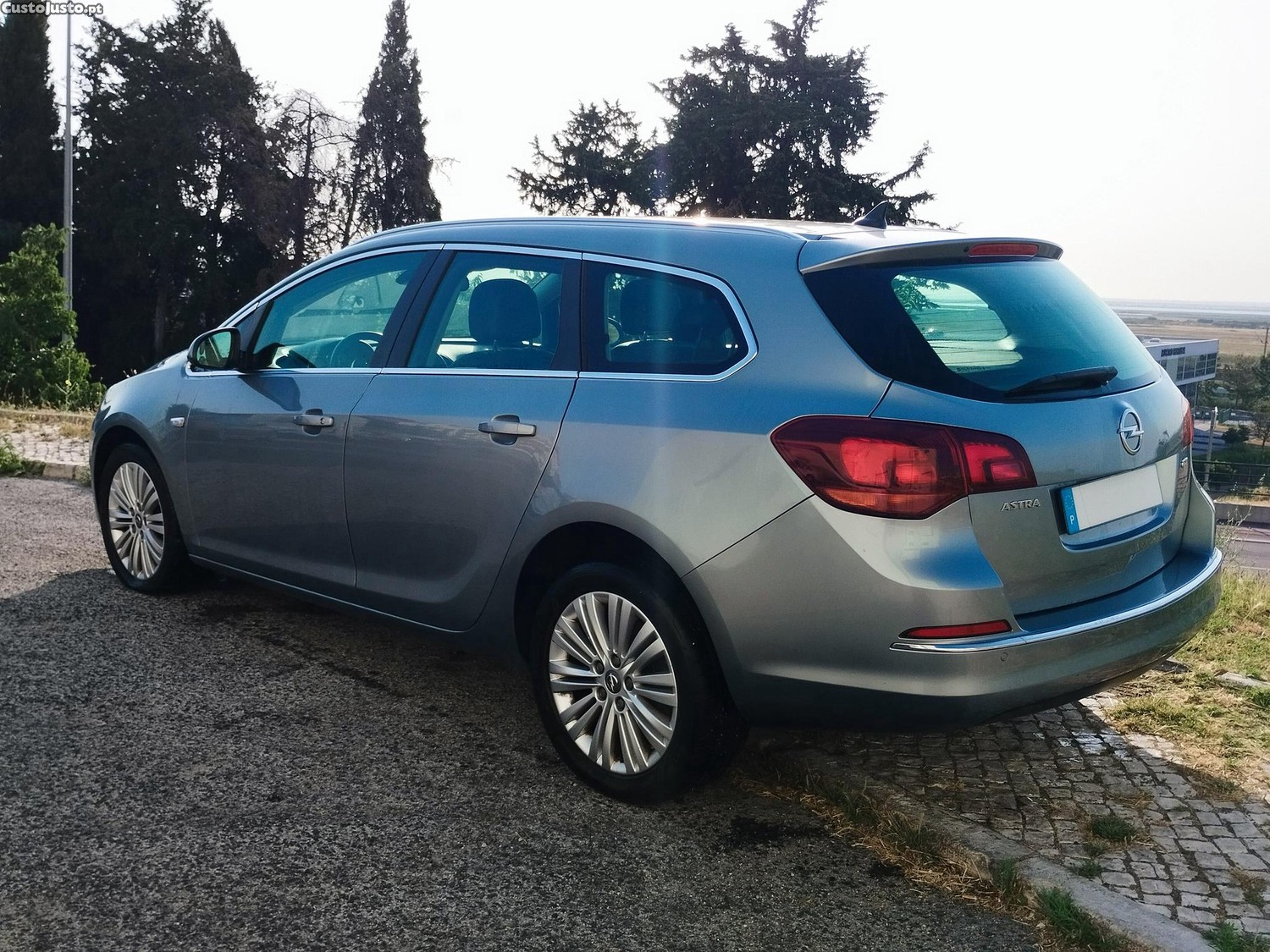 Opel Astra Sport tour 1.6 CDTI Cosmo — fotografia 6