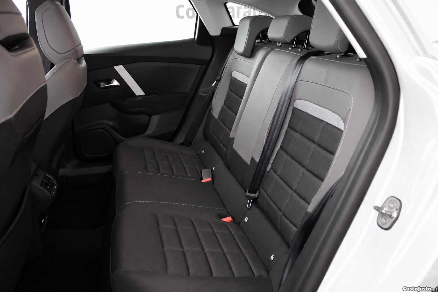 Citroën e-C4 MAX 54Kwh 156CV (AUTO) - 25 — photo 4