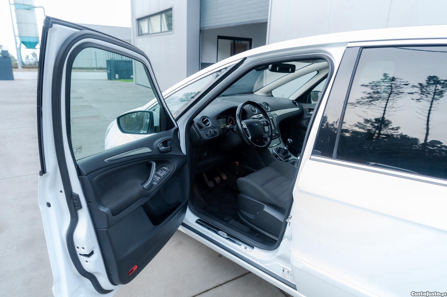 Ford S-Max 1.6 Eco Boost — fotografia 5