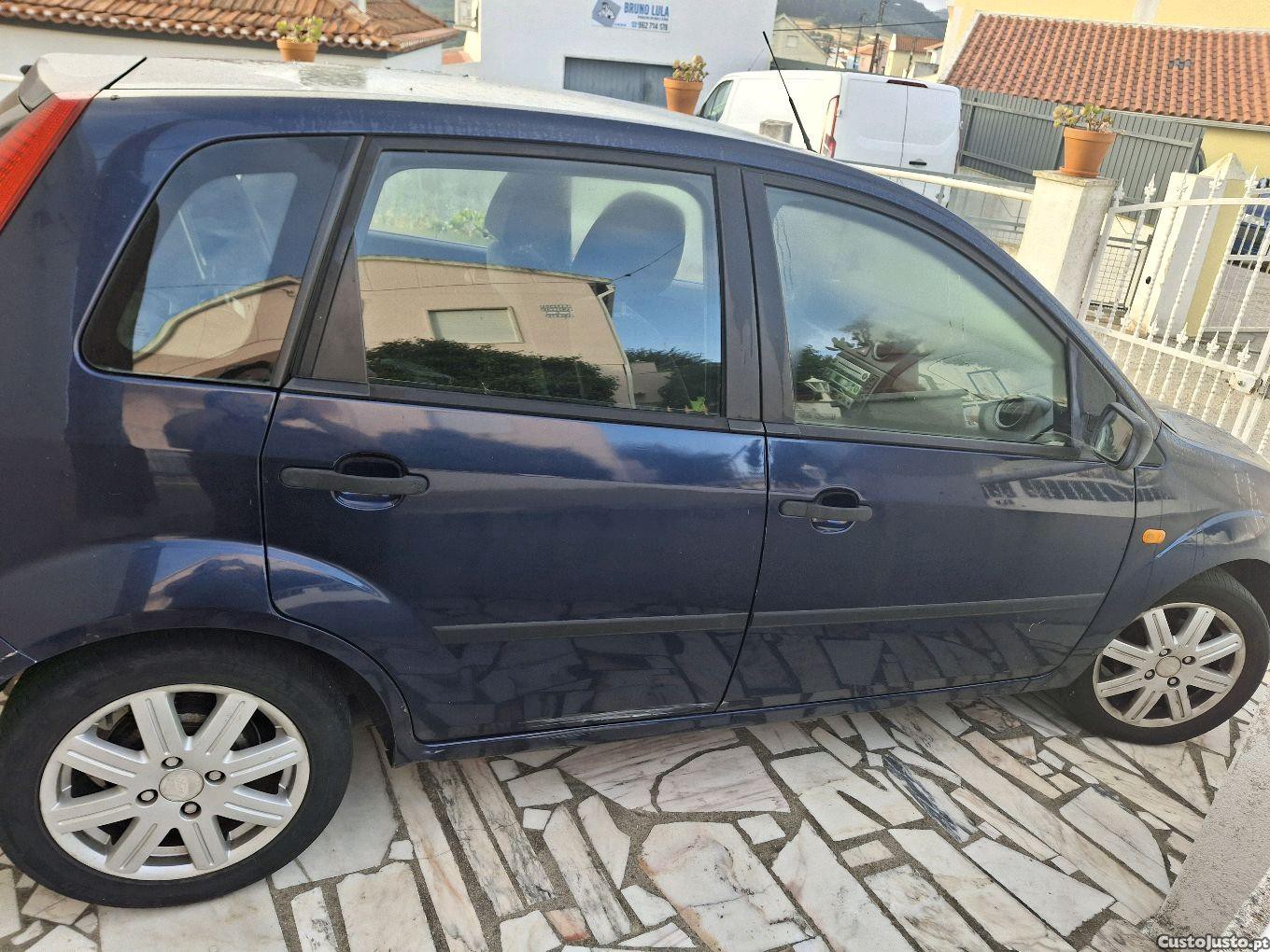 Ford Fiesta 1.25 — fotografia 2