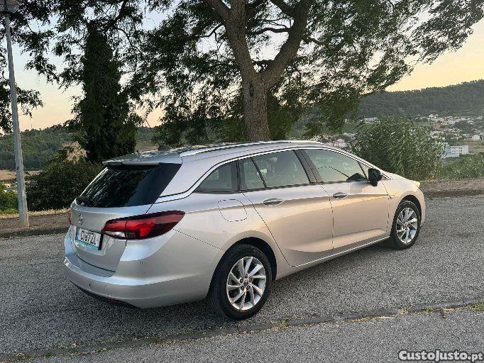 Opel Astra SPORTS TOURER — fotografia 8