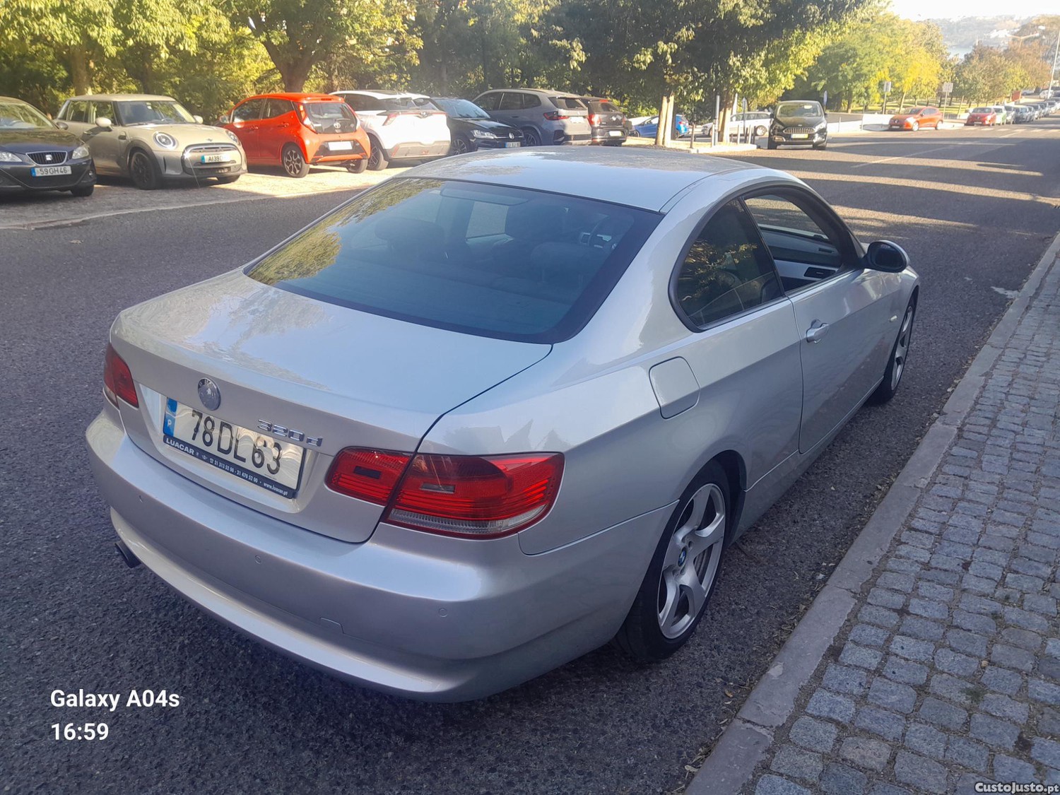 BMW 320 320d Coupé - 07 — photo 4