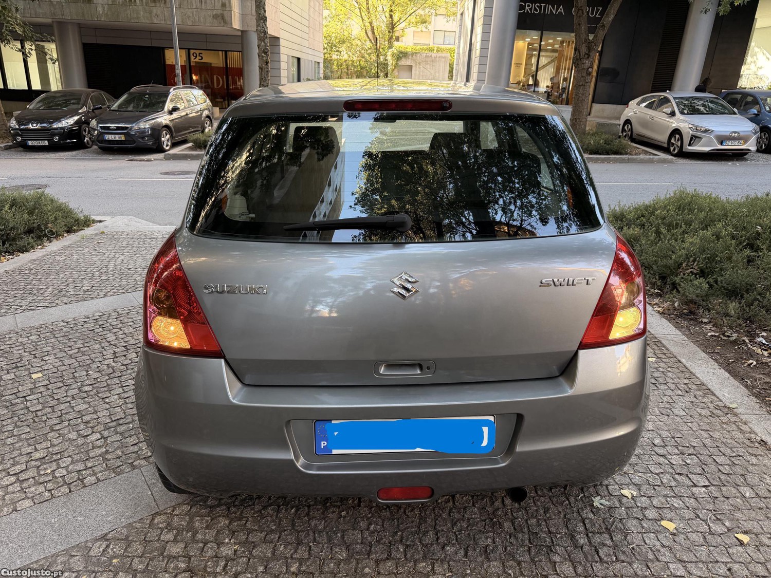 Suzuki Swift 1.3 DDIS Quiksilver - 08 — photo 5