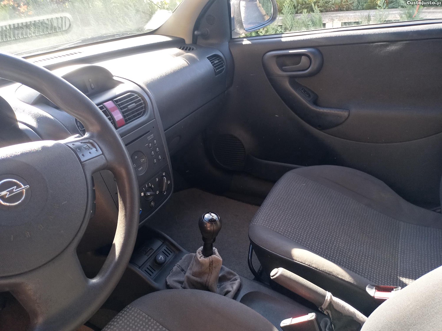 Opel Corsa corsa C — fotografia 4