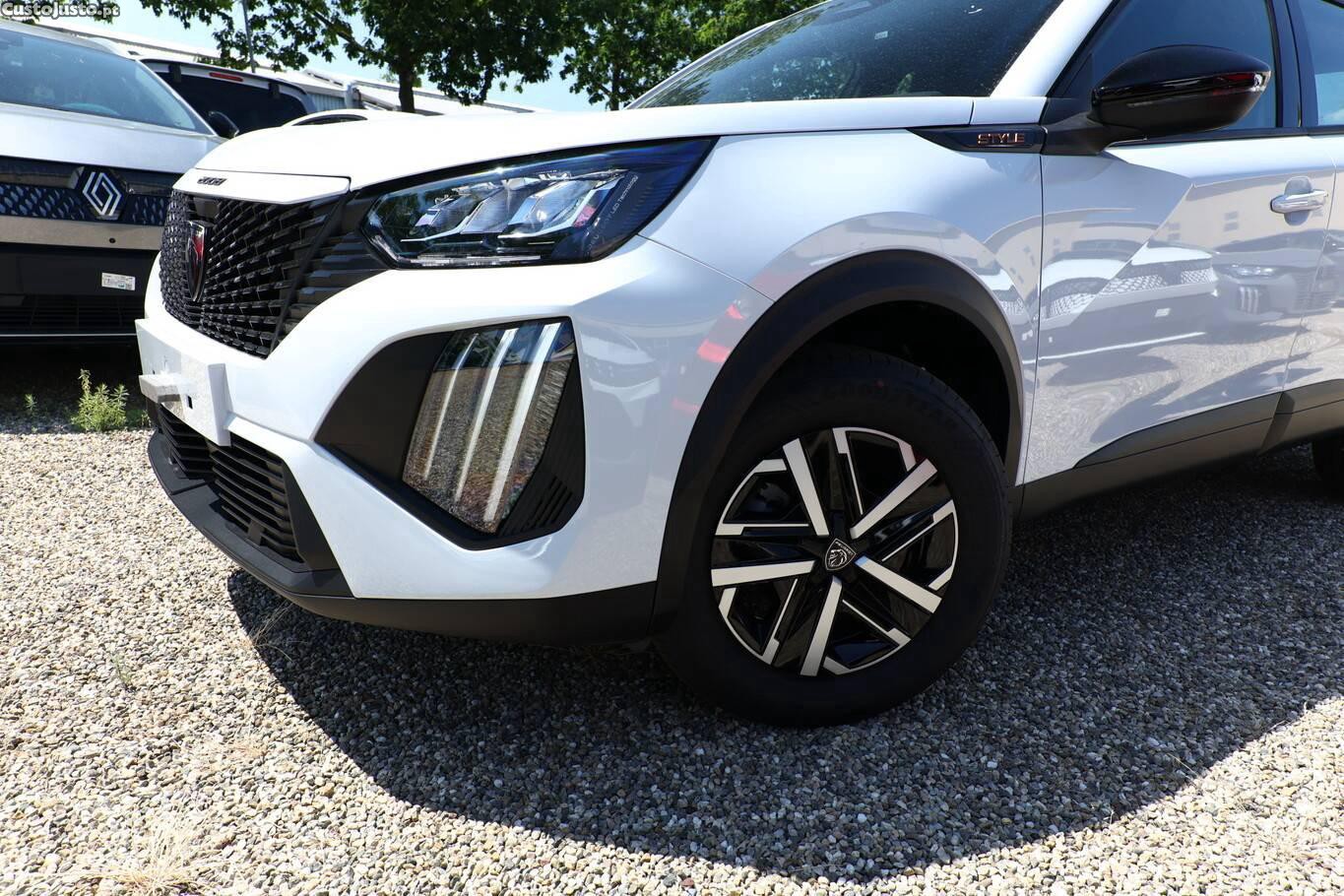 Peugeot 2008 STYLE 100CV COM EXTRAS - 26 — photo 5