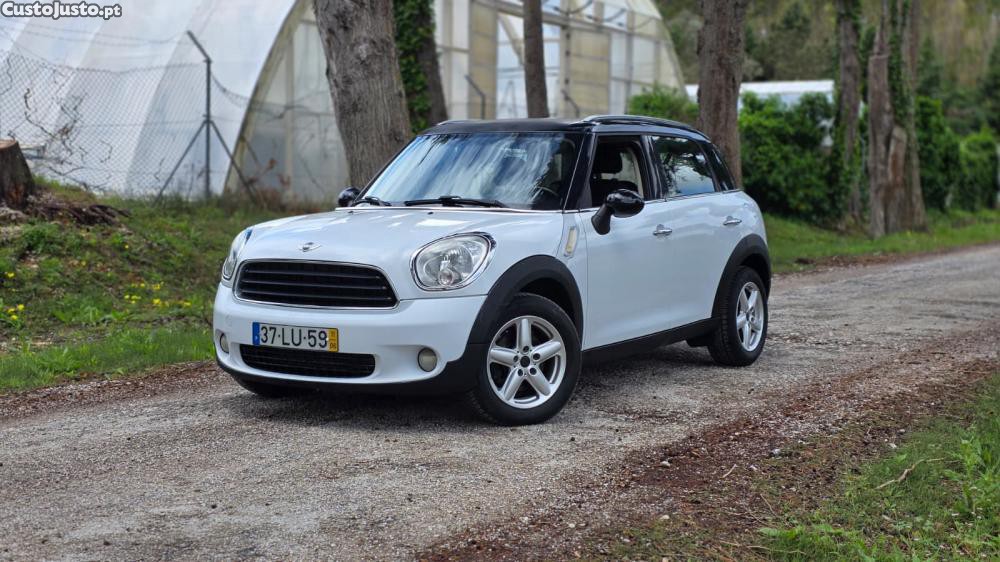MINI Countryman One D — photo 2