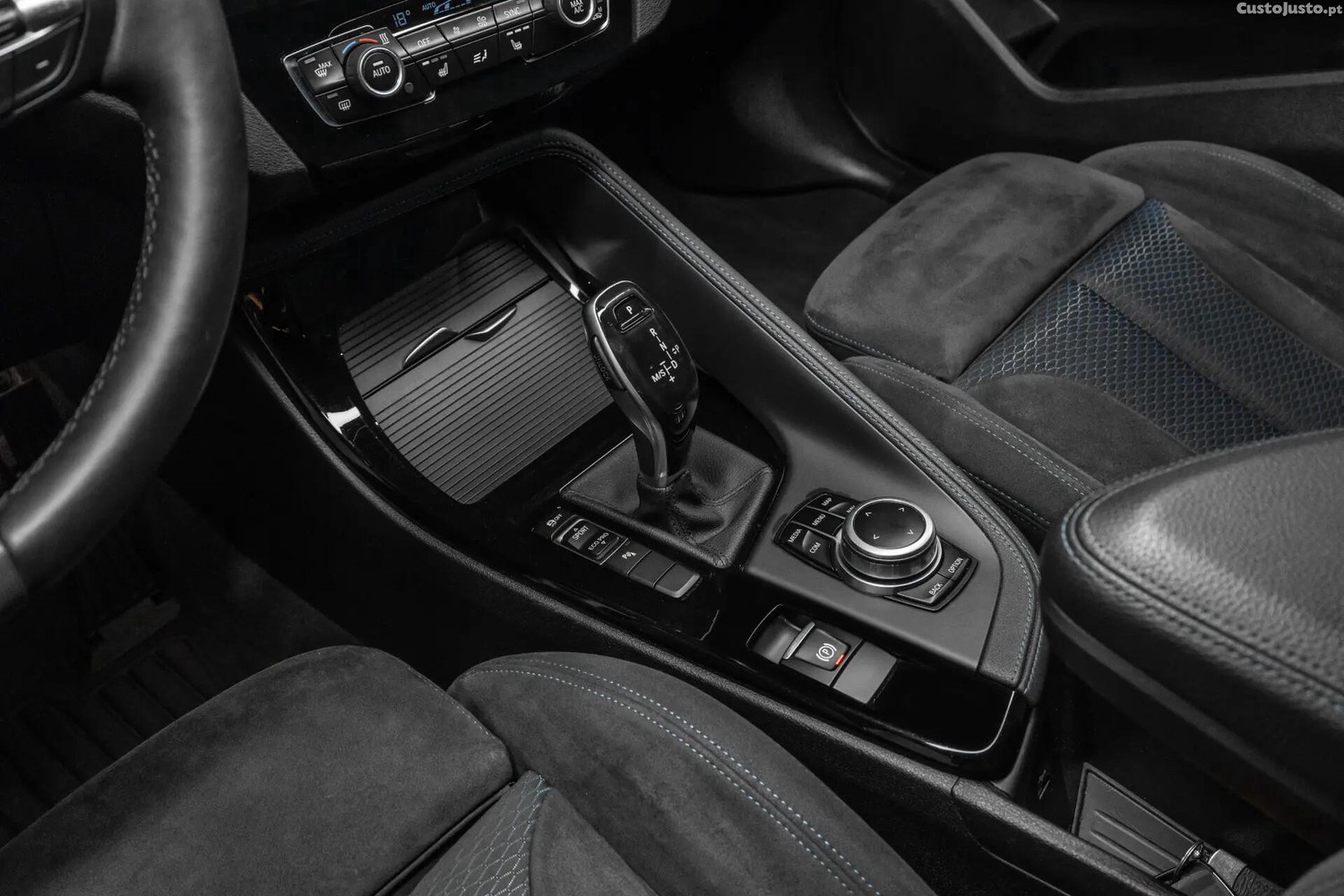 BMW X2 18 i sDrive Auto Pack M — fotografia 11