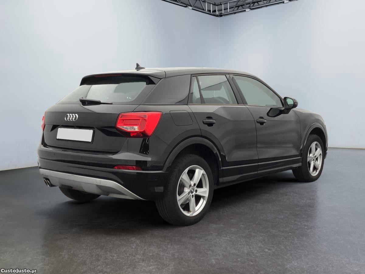 Audi Q2 35 TFSI Sport S tronic — fotografia 8