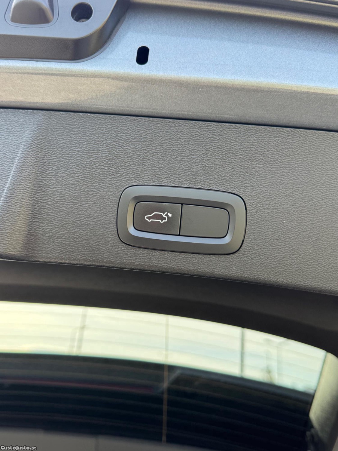Volvo XC 40 D3 Momentum 150cv — fotografia 2