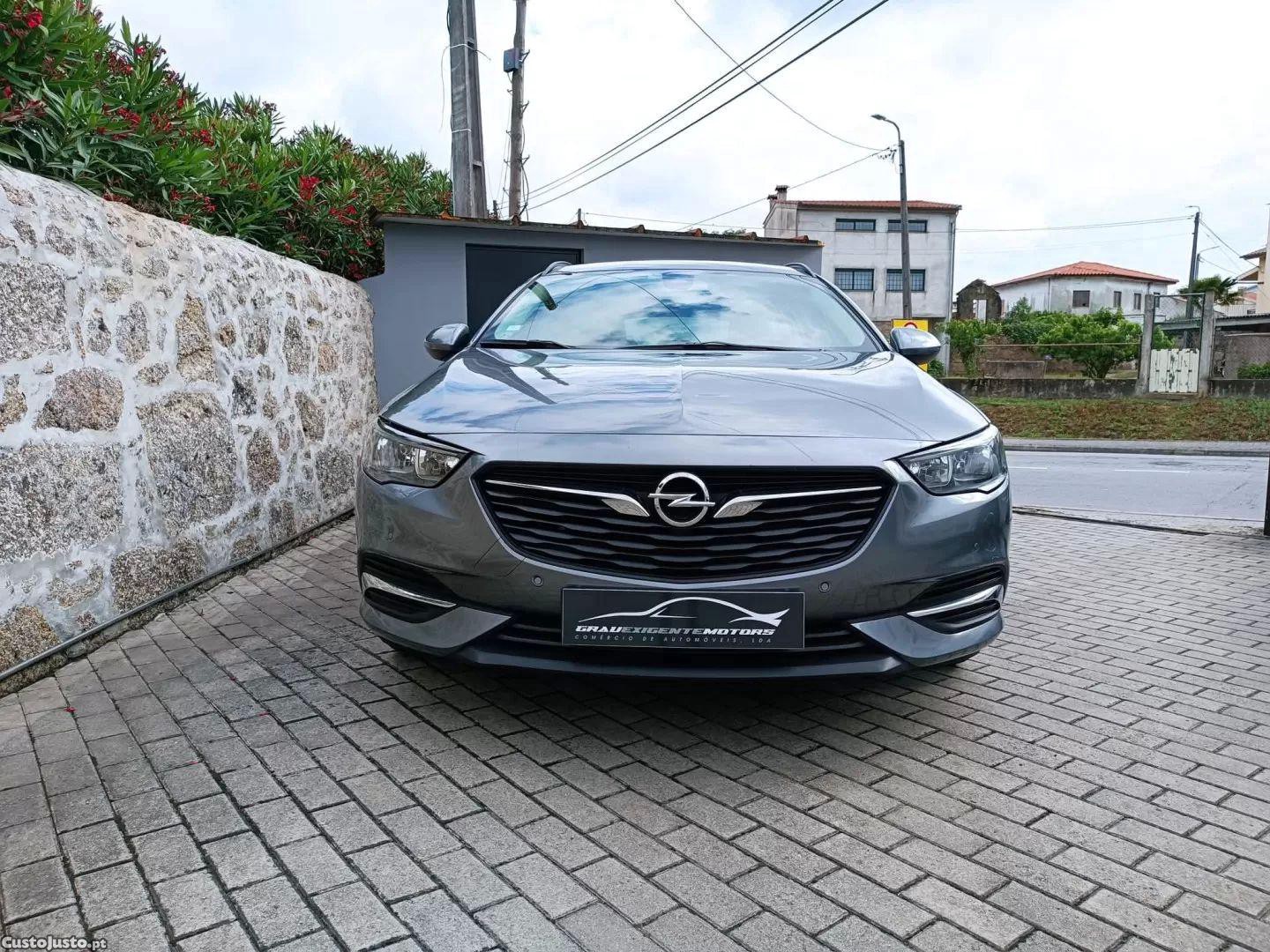 Opel Insignia 1.6 cdti dynamic — fotografia 18