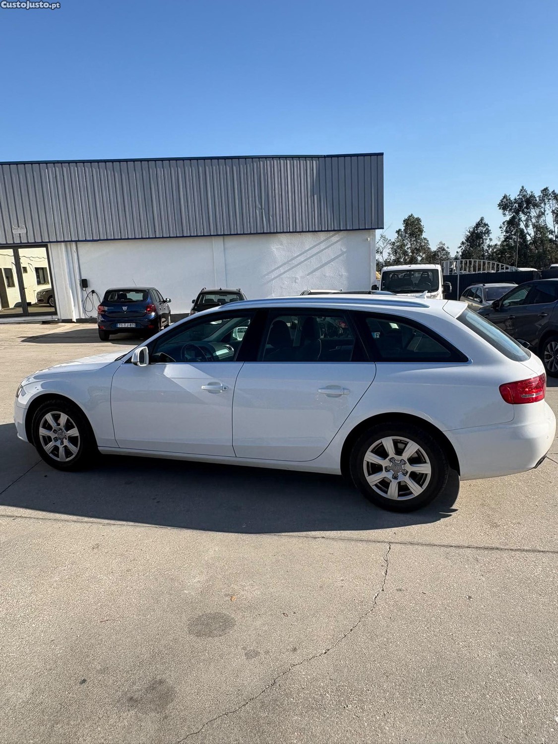 Audi A4 2.0 TDI S-Line de 2010 - 10 — photo 2