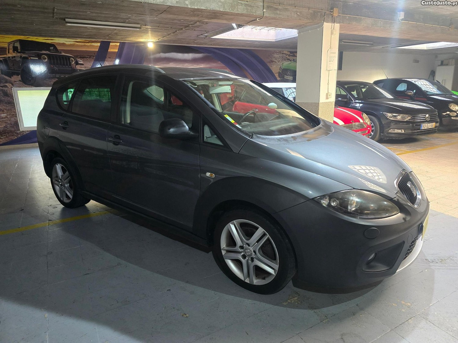 Seat Altea 1.6 TDi Style Eco.Start-Stop - 12 — photo 3