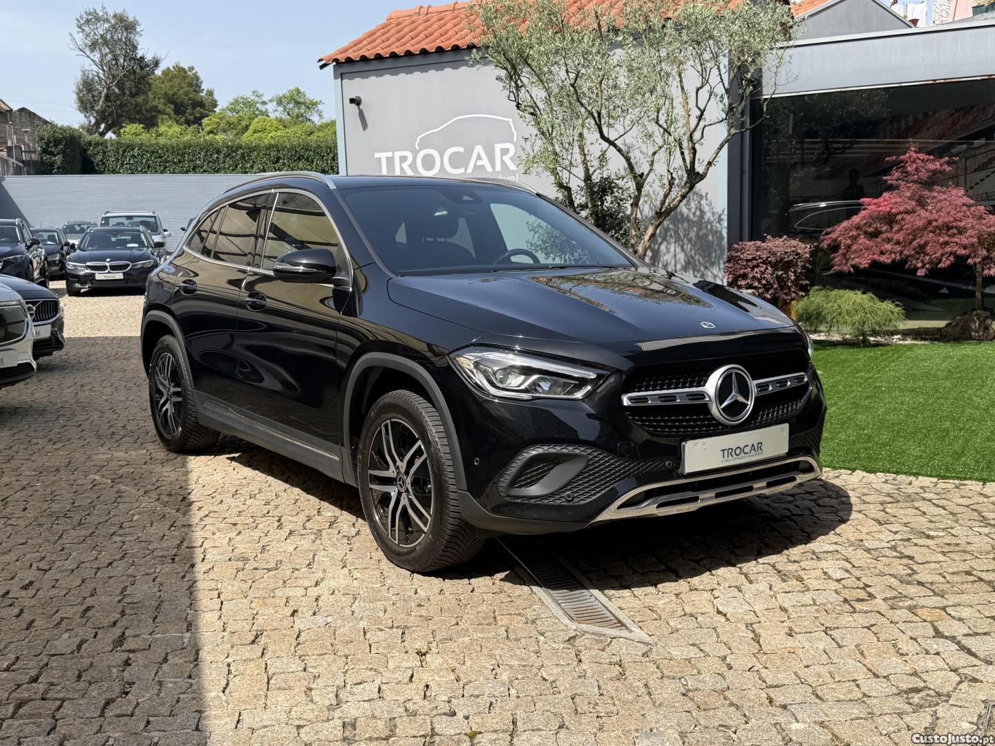 Mercedes-Benz GLA 250 e 8G-DCT Progressive — fotografia 24
