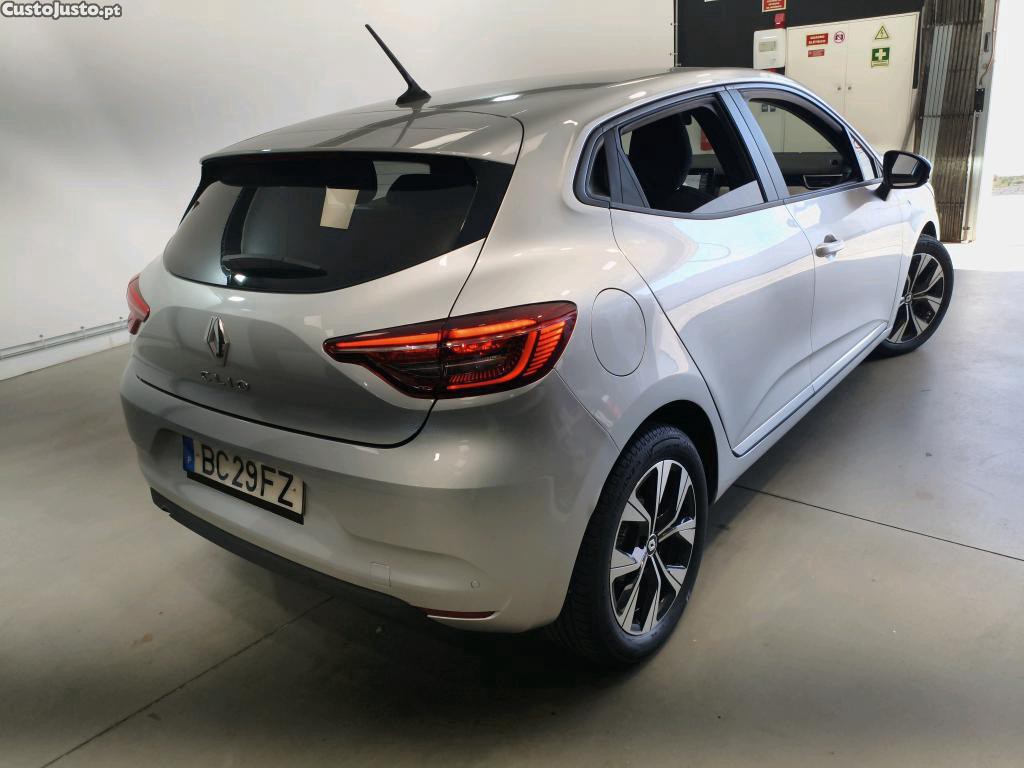 Renault Clio 1.0 TCe Evolution Bi-Fuel 101cv — photo 4