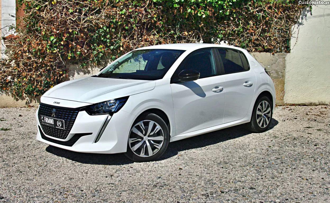 Peugeot 208 1.5 bluehdi allure — fotografia 24