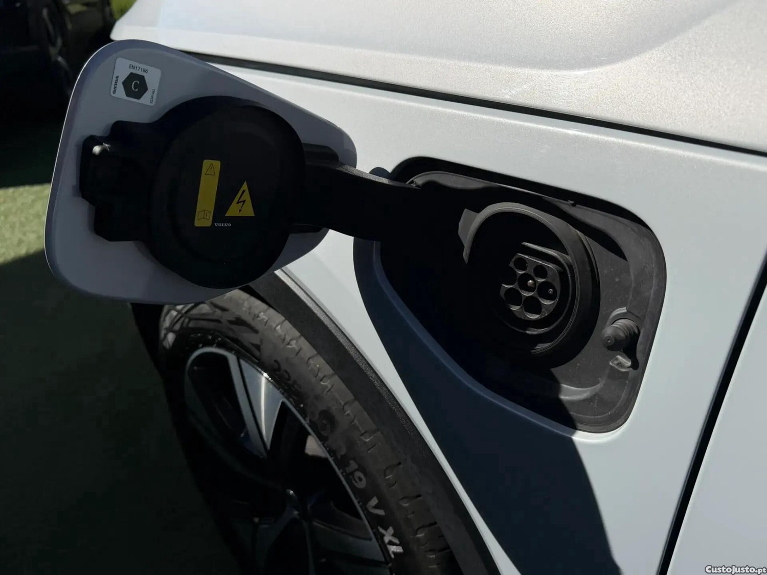 Volvo XC40 1.5 T4 PHEV R-Design - 22 — photo 5