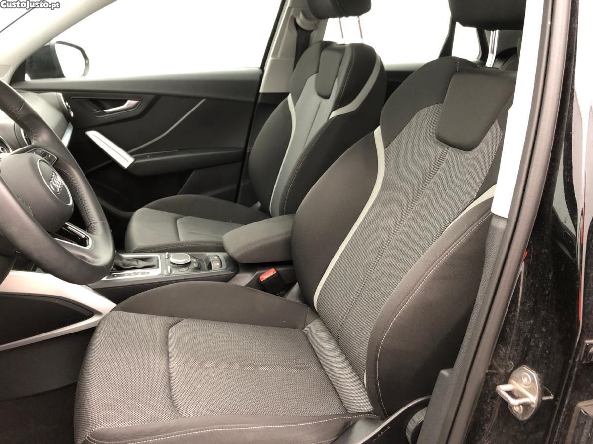 Audi Q2 35 TFSI Sport S tronic — fotografia 7