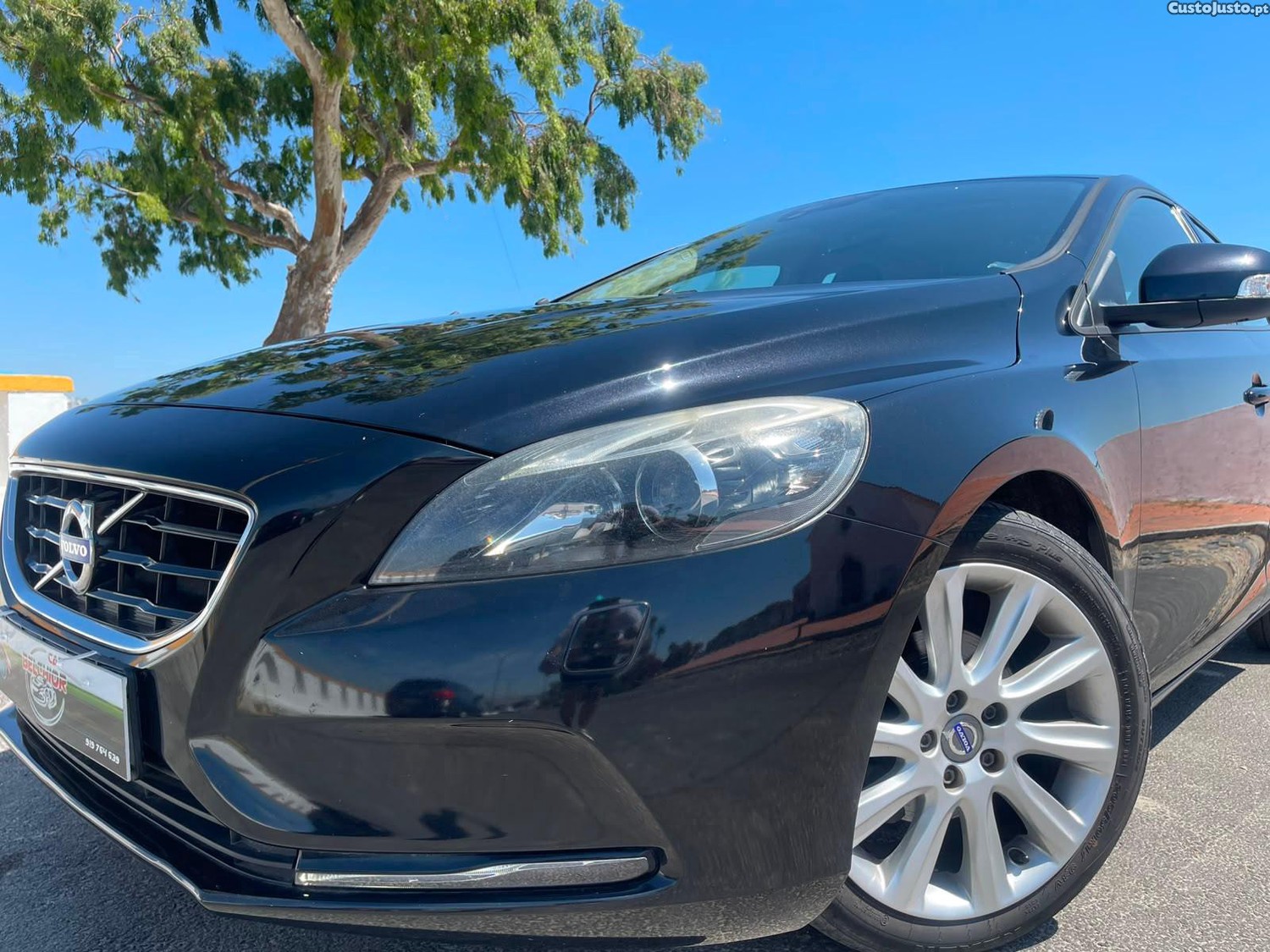 Volvo V40 1.6 D2 Summum Eco — fotografia 18