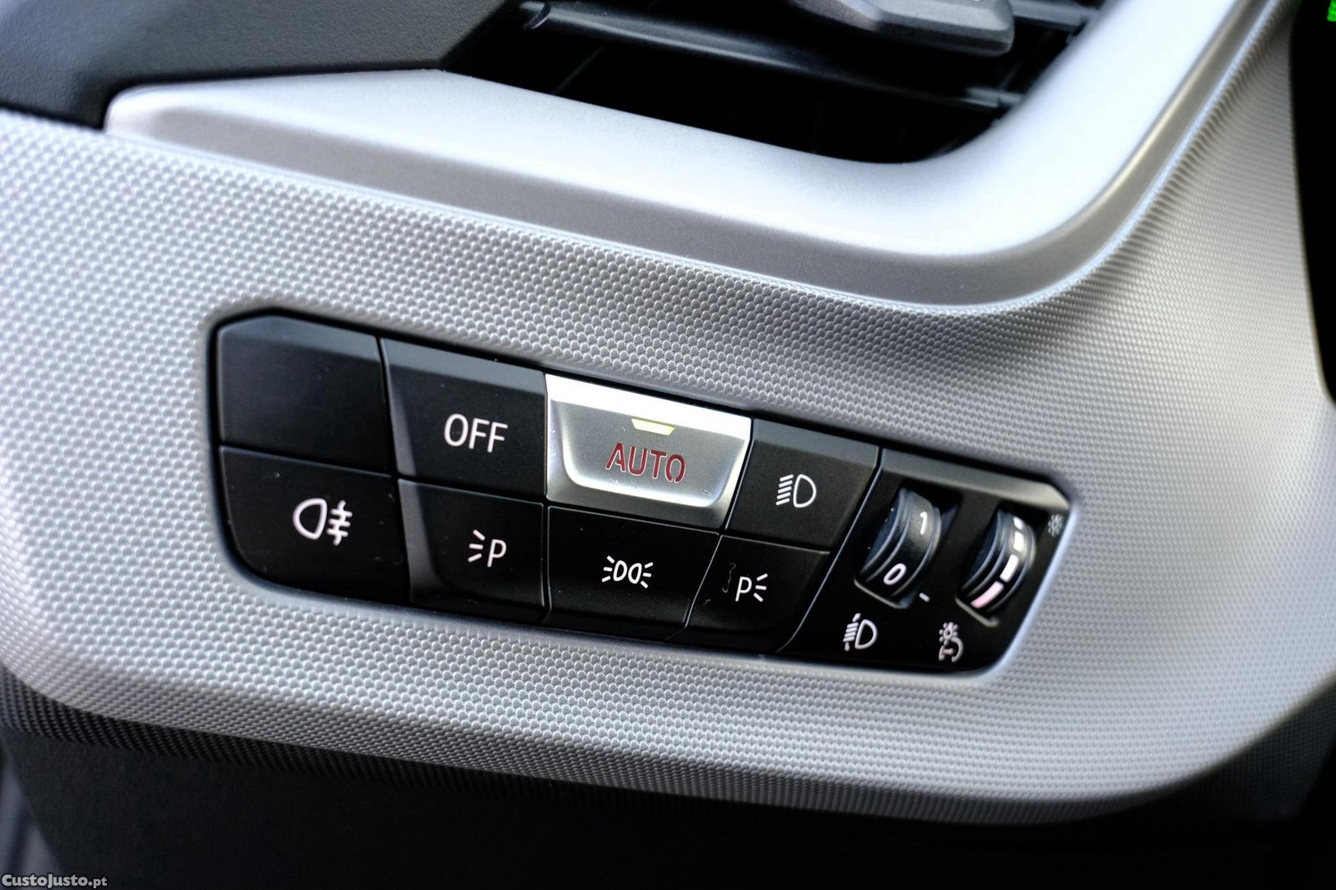 BMW 116 d Advantage — fotografia 10