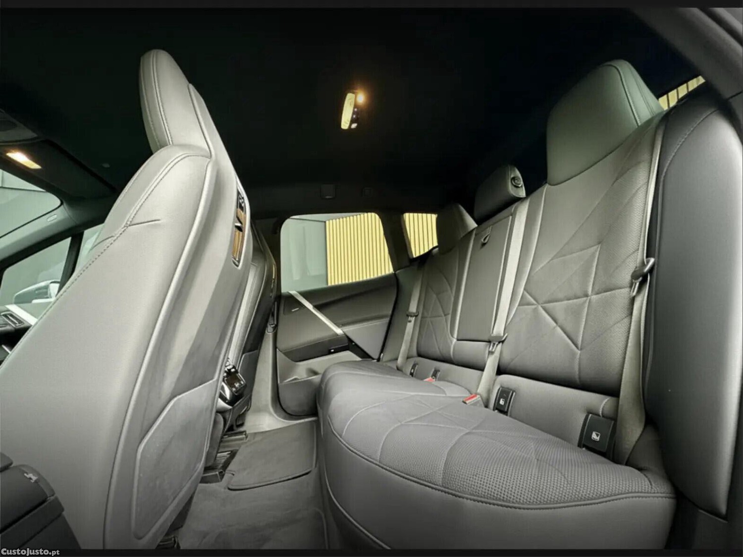BMW iX xDrive 40 Pack Desportivo - 22 — photo 5