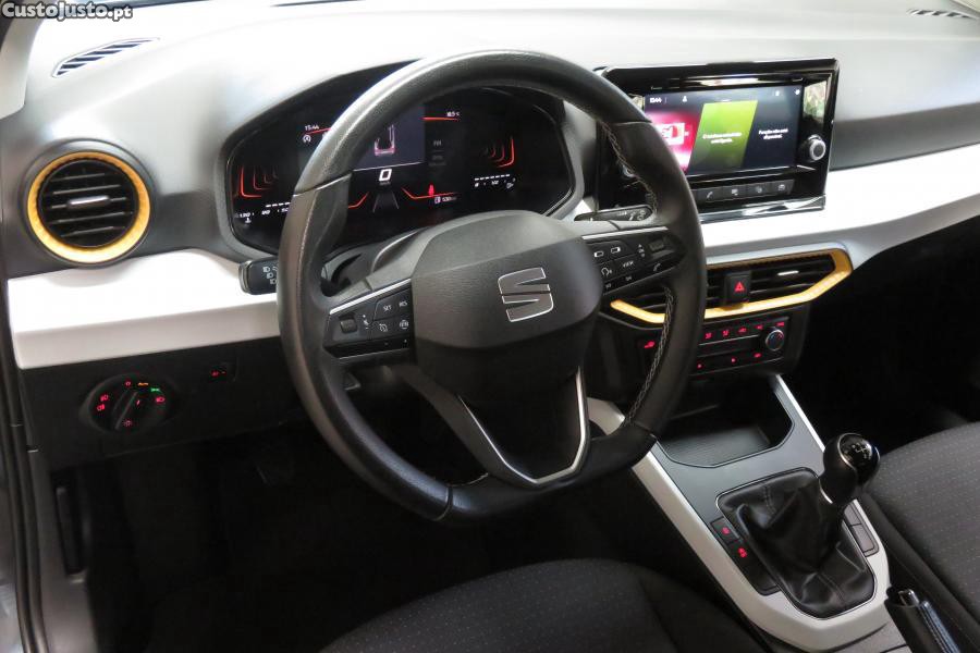 SEAT Arona 1.0 TSI Style — fotografia 19
