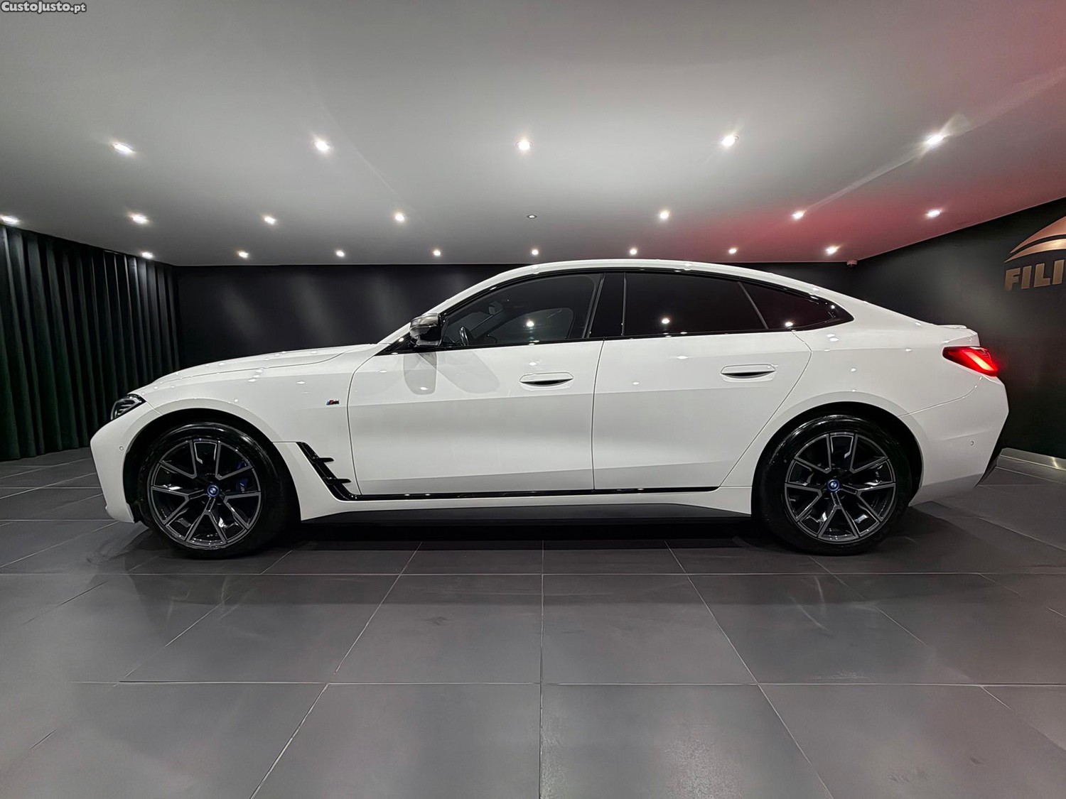 BMW i4 M50 Gran Coupe - 23 — photo 4