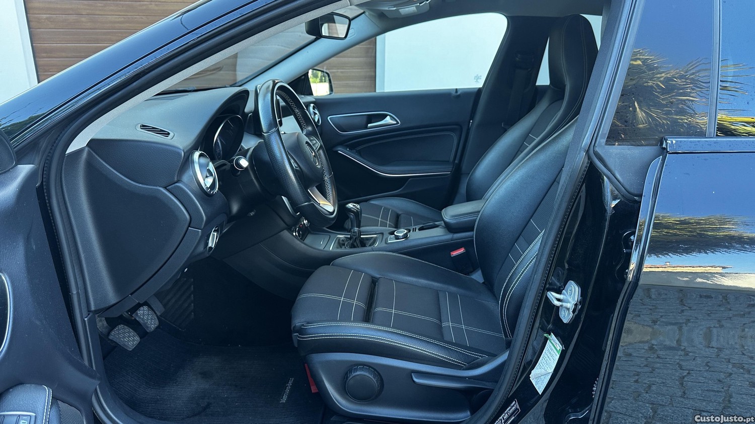 Mercedes-Benz CLA 180 Amg Line — fotografia 5