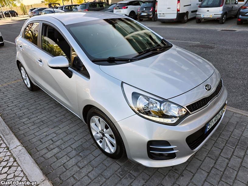 Kia Rio 1.2 CVVT Spirit - 70.000kms - 16 — photo 3