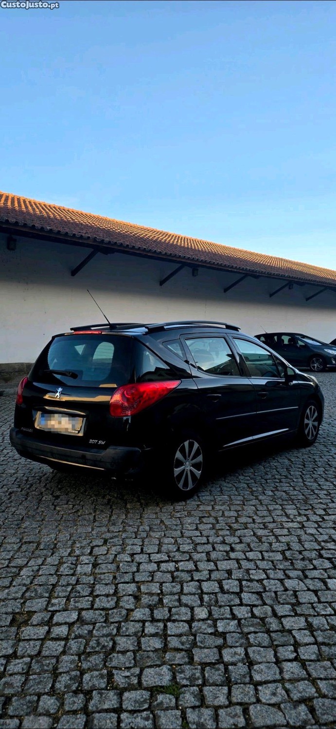 Peugeot 207 sw - 09 — photo 2