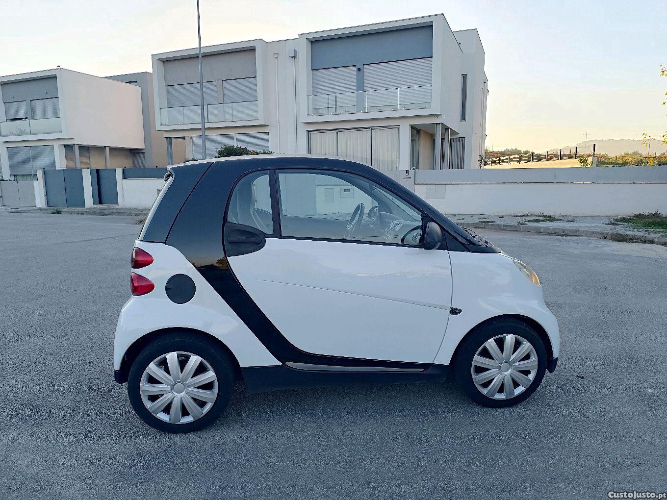 Smart ForTwo 451 DIESEL 2011 — photo 2