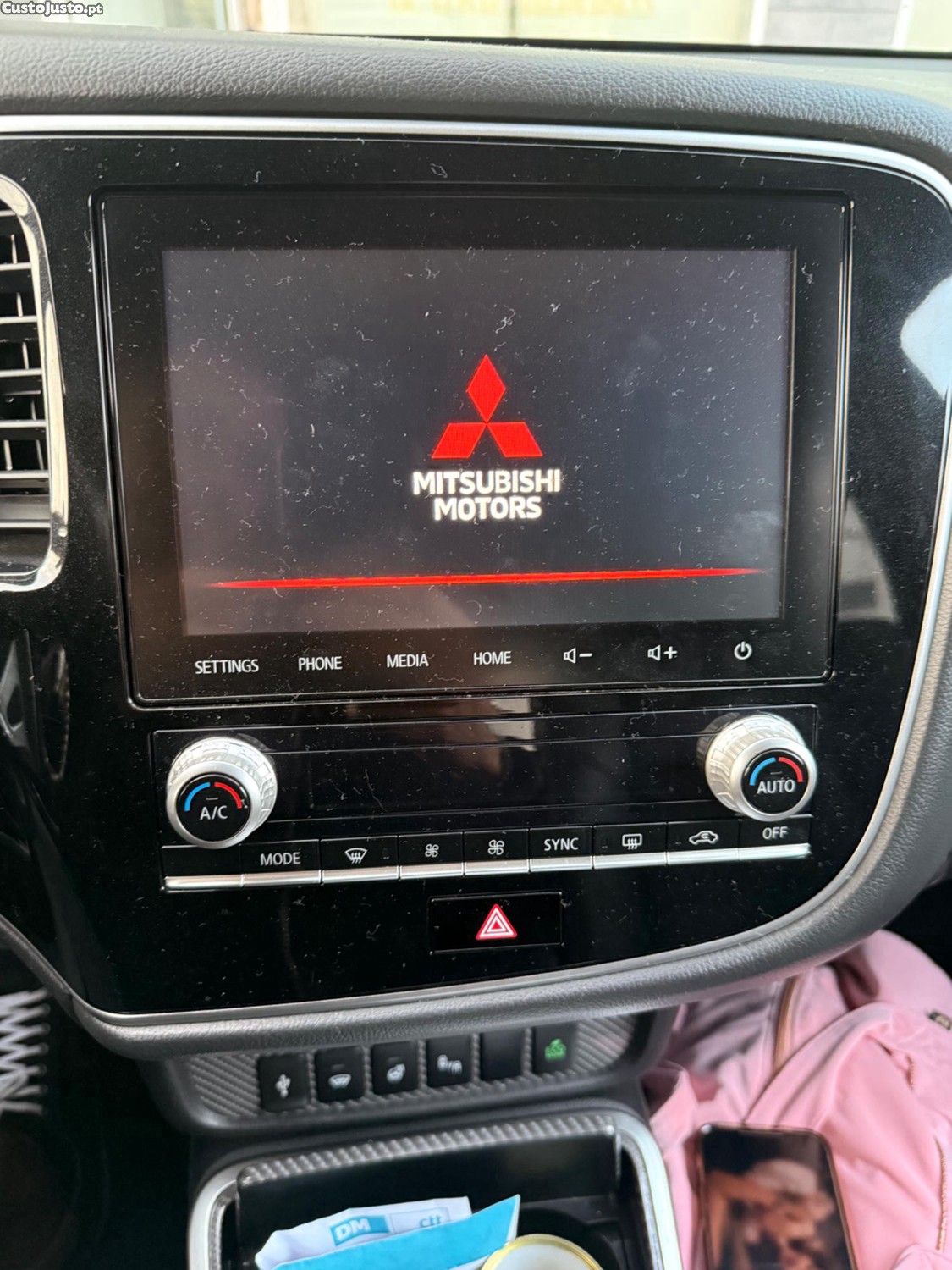 Mitsubishi Outlander PHEV — fotografia 3