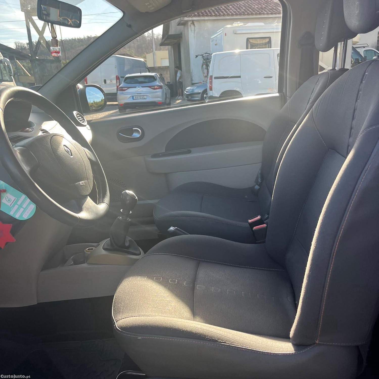 Renault Twingo Dynamique - 08 — photo 4