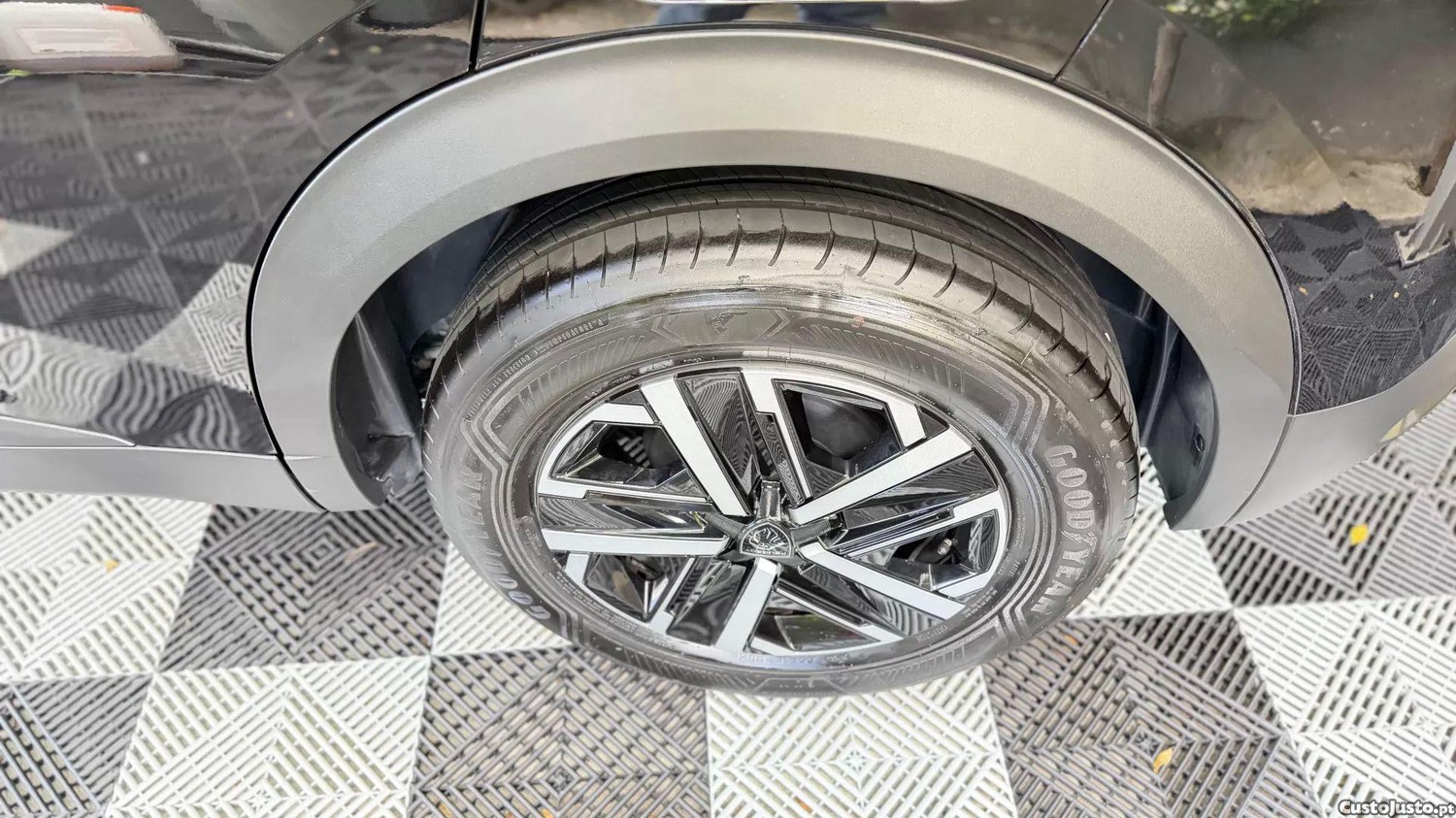 Peugeot 2008 Puretech 100 style - 25 — photo 4