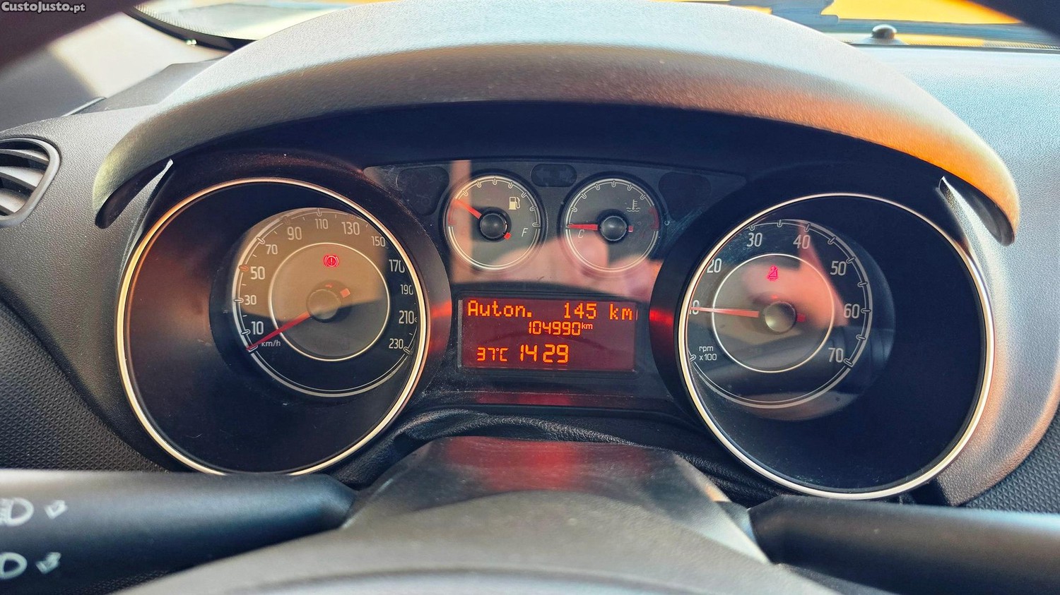 Fiat Punto 1.2 Lounge S&S — fotografia 12