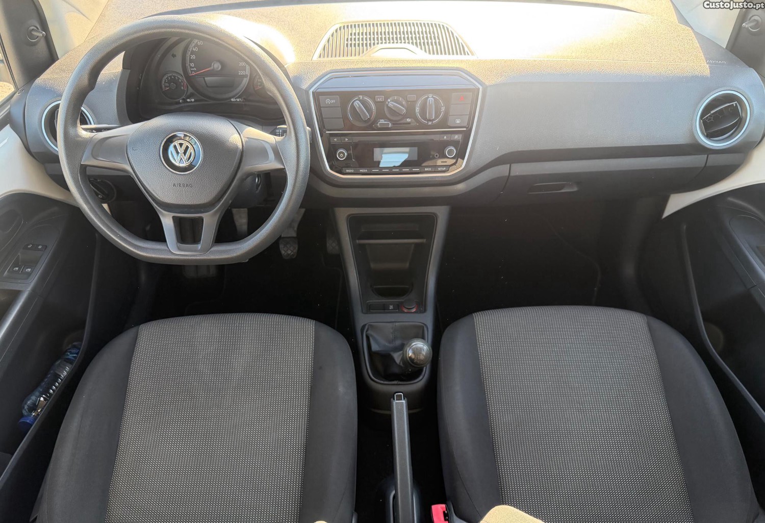 VW Up! 1.0 BlueMotion Move AC 60cv - 17 — photo 5