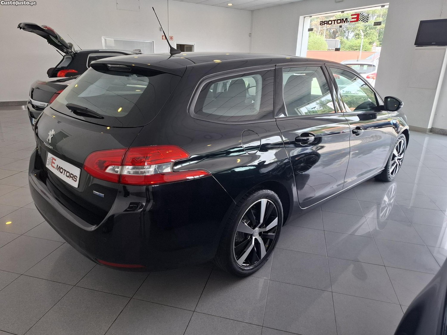 Peugeot 308 1.6 hdi — fotografia 12