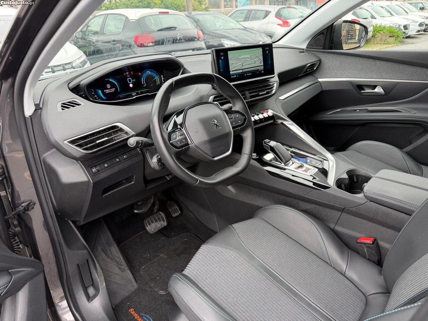 Peugeot 3008 1.6 Hybrid Allure e-EAT8 — fotografia 18