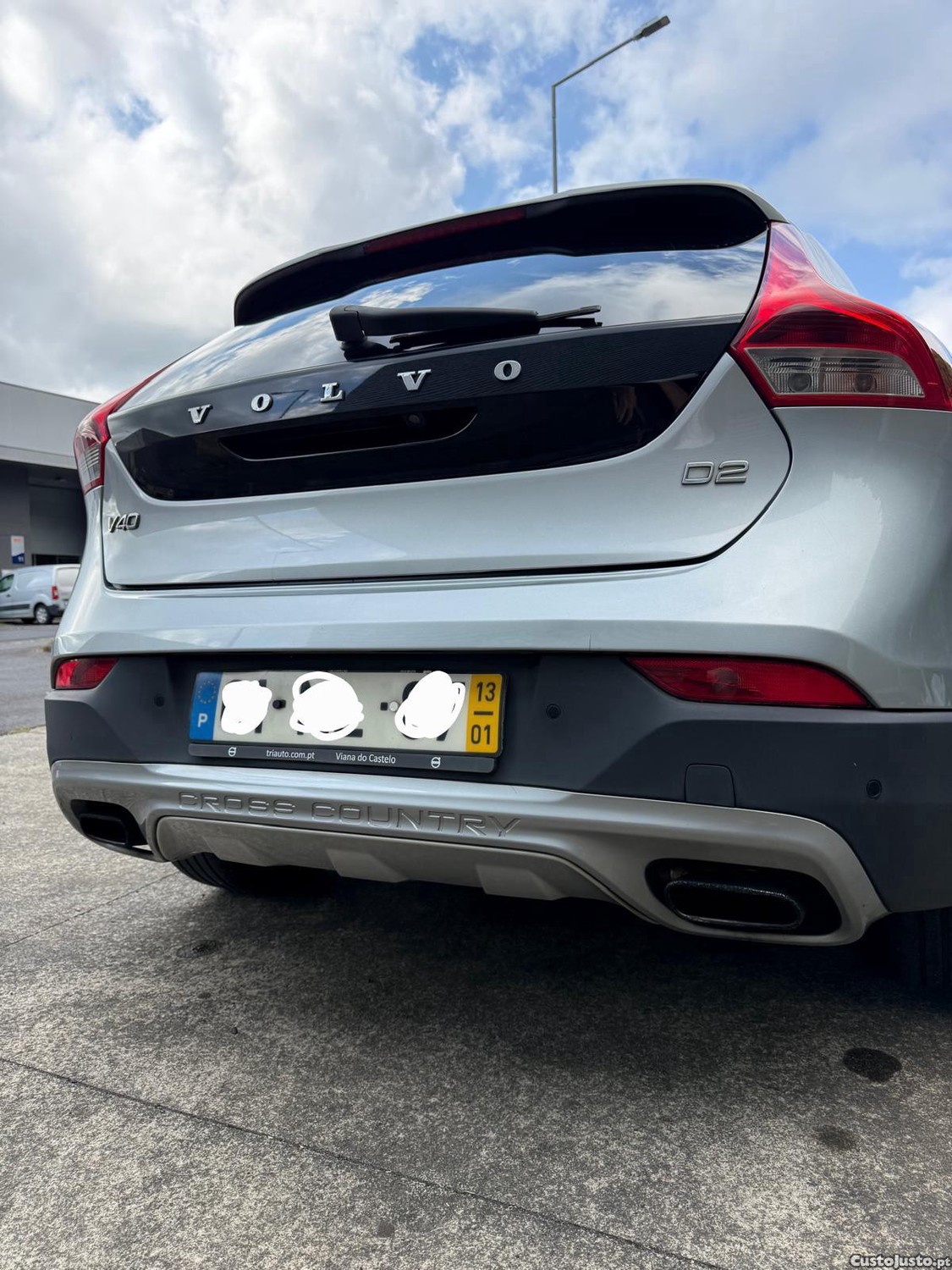 Volvo V40 Cross Country — photo 3