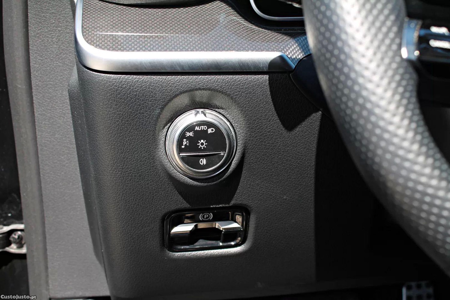 Mercedes-Benz C 300 De t 9g-tronic amg line — fotografia 5