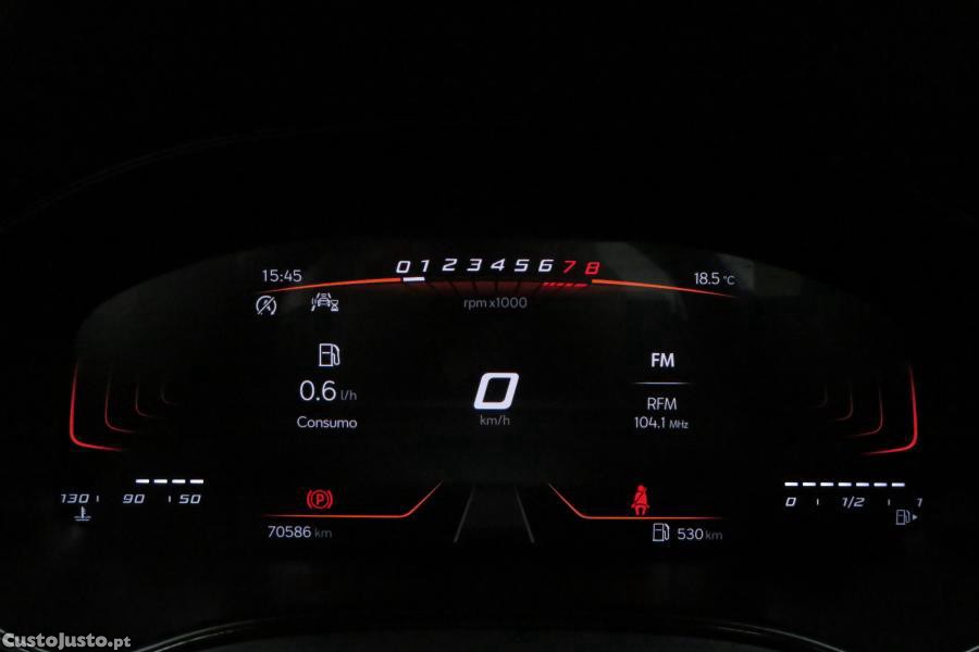 SEAT Arona 1.0 TSI Style — fotografia 10