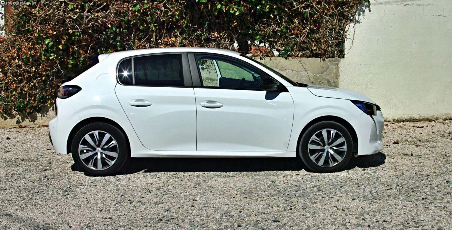 Peugeot 208 1.5 bluehdi allure — fotografia 19