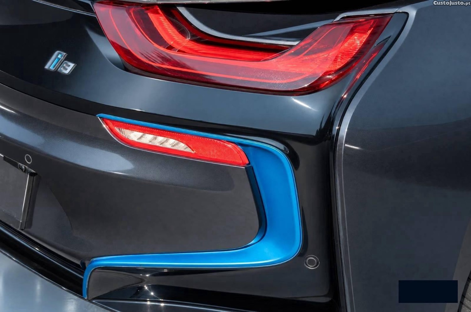 BMW i8 Coupé - 16 — photo 4