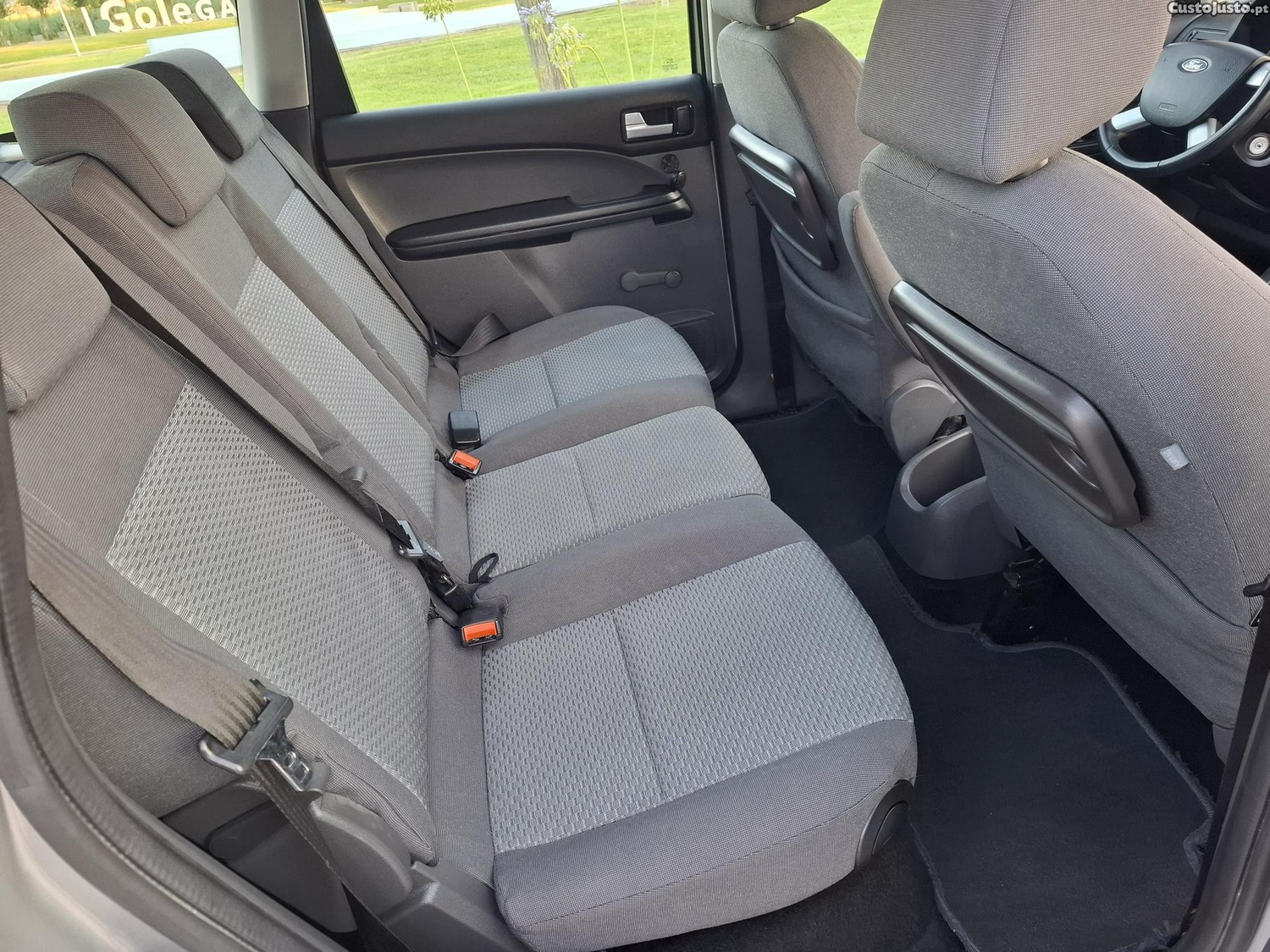Ford C-Max 1.6 Hdi — fotografia 9