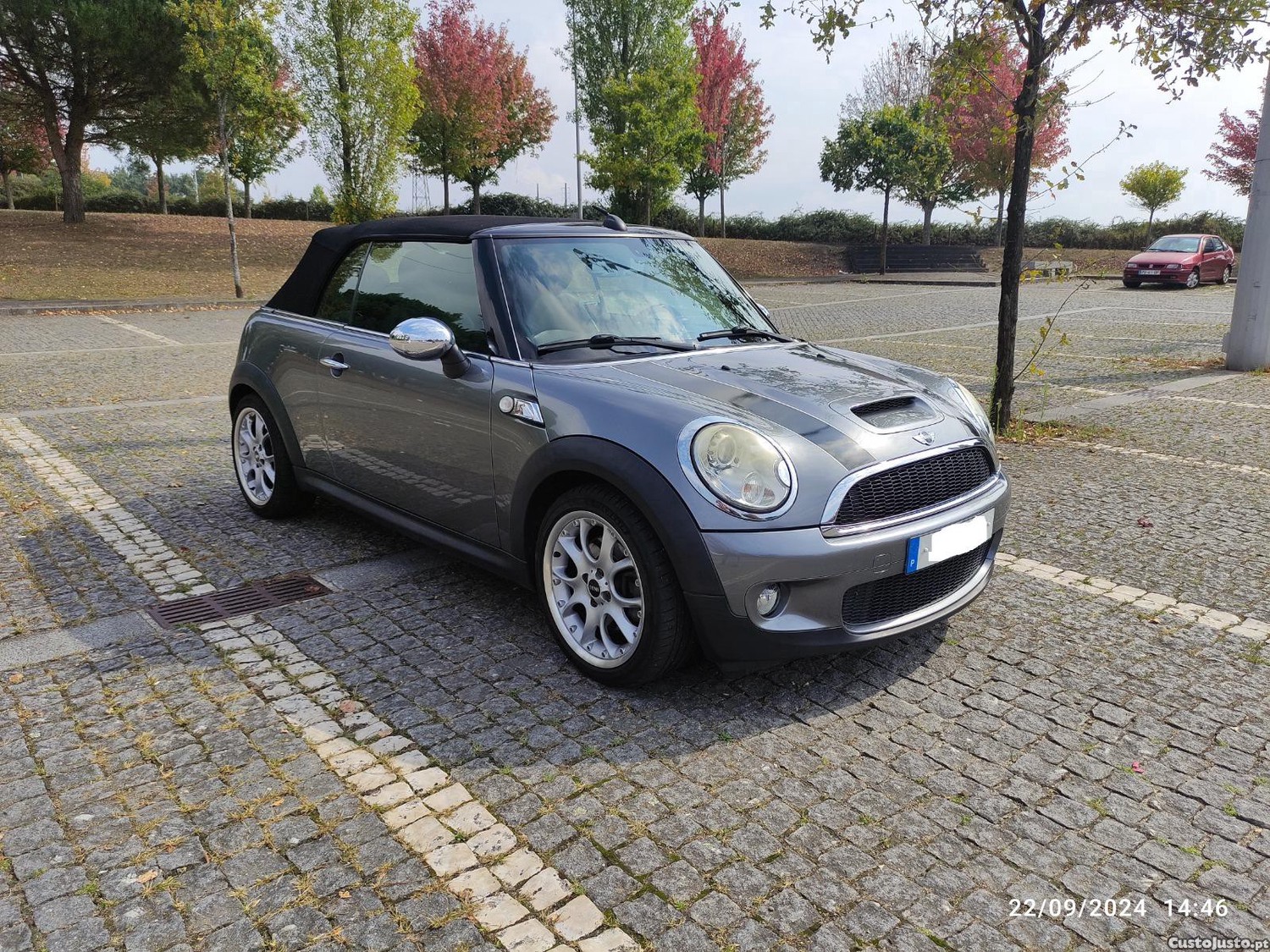 MINI Mini Cooper S Cabrio - 09 — photo 4